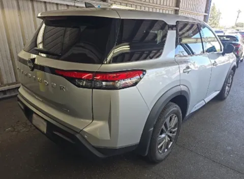 More photos of 2024 Nissan Pathfinder S at Cassill Motors, IA