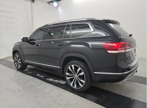 Photos of 2019 Volkswagen Atlas SEL Premium for sale in Cedar Rapids, IA at Cassill Motors