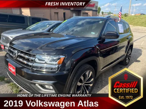 Black 2019 Volkswagen Atlas SEL Premium for sale in Cedar Rapids, IA