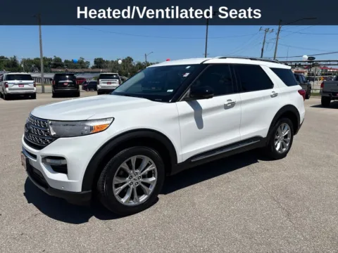 Photos of 2020 Ford Explorer Limited for sale in Cedar Rapids, IA at Cassill Motors