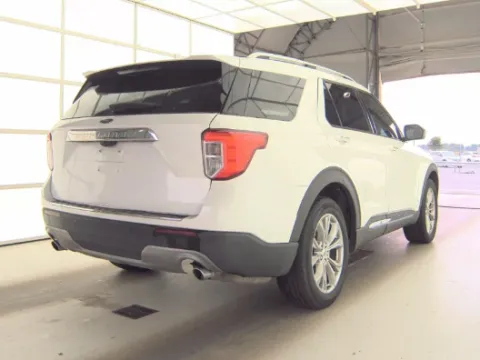 More photos of 2020 Ford Explorer Limited at Cassill Motors, IA