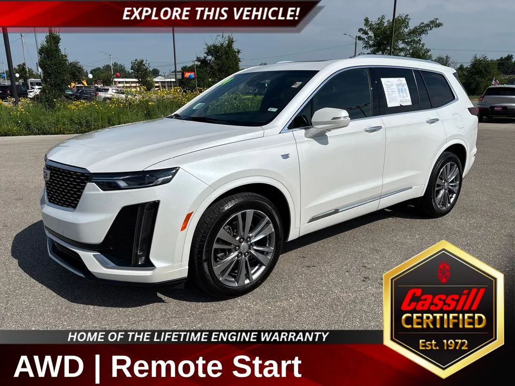 White 2024 Cadillac XT6 Premium Luxury for sale in Cedar Rapids, IA