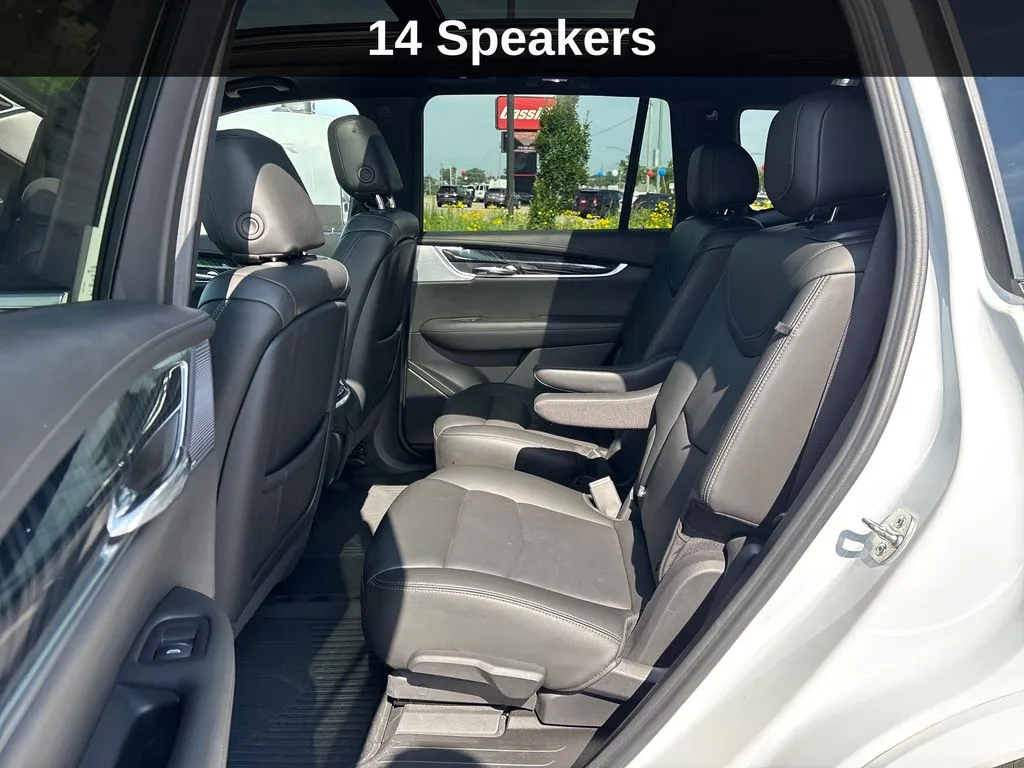 Cadillac XT6 photo 29