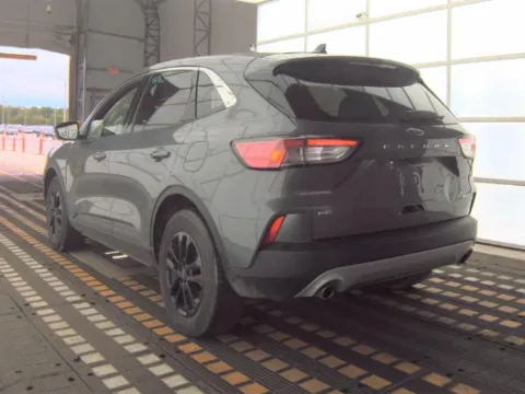 Photos of 2022 Ford Escape Hybrid SE for sale in Cedar Rapids, IA at Cassill Motors