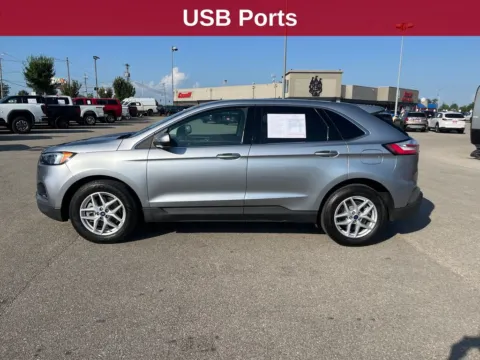 More photos of 2022 Ford Edge SEL at Cassill Motors, IA
