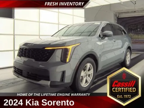 Silver 2024 Kia Sorento LX for sale in Cedar Rapids, IA