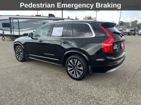 Another view of 2022 Volvo XC90 T5 Momentum for sale in Cedar Rapids, IA at Cassill Motors