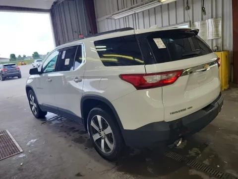 Photos of 2020 Chevrolet Traverse 3LT for sale in Cedar Rapids, IA at Cassill Motors