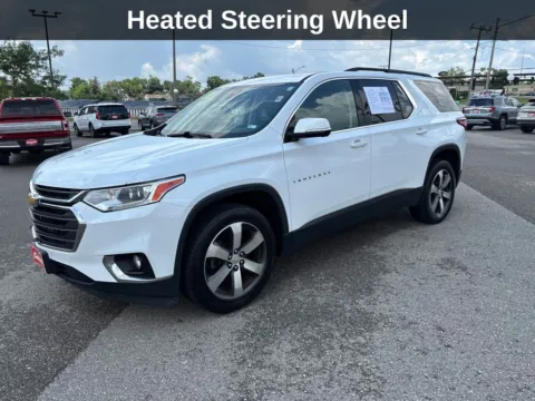 Photos of 2020 Chevrolet Traverse 3LT for sale in Cedar Rapids, IA at Cassill Motors