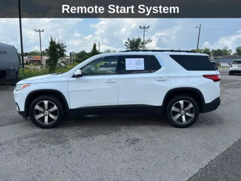 Photos of 2020 Chevrolet Traverse 3LT for sale in Cedar Rapids, IA at Cassill Motors
