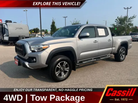 Silver 2018 Toyota Tacoma TRD Off-Road for sale in Cedar Rapids, IA