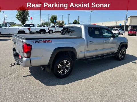 More photos of 2018 Toyota Tacoma TRD Off-Road at Cassill Motors, IA