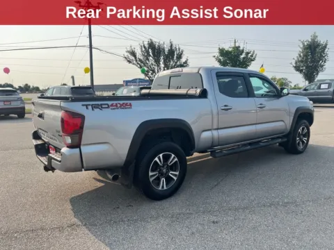 More photos of 2018 Toyota Tacoma TRD Off-Road at Cassill Motors, IA