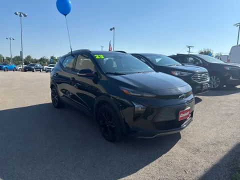 More photos of 2023 Chevrolet Bolt EUV LT at Cassill Motors, IA