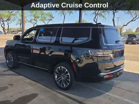 More photos of 2022 Jeep Grand Wagoneer Series III at Cassill Motors, IA
