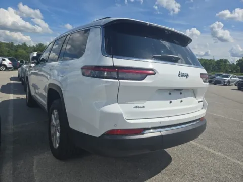 Photos of 2023 Jeep Grand Cherokee L Limited for sale in Cedar Rapids, IA at Cassill Motors