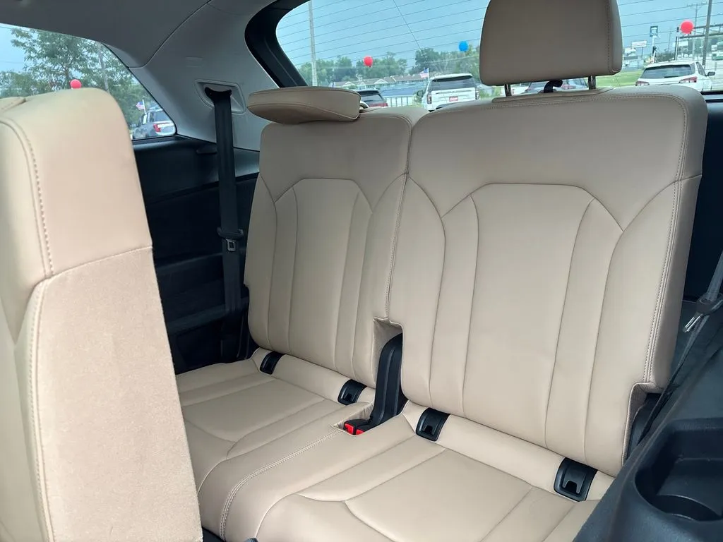 Audi Q7 photo 27