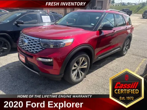 Red 2020 Ford Explorer Platinum for sale in Cedar Rapids, IA