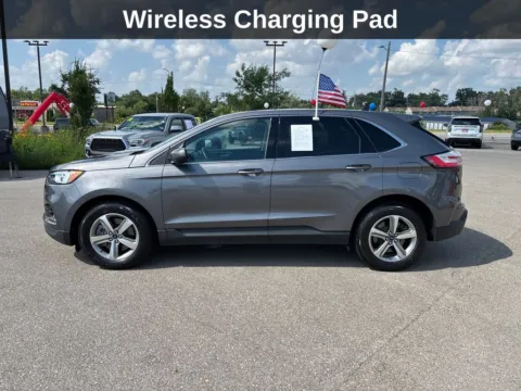 More photos of 2021 Ford Edge SEL at Cassill Motors, IA
