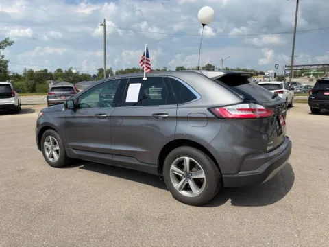 More photos of 2021 Ford Edge SEL at Cassill Motors, IA
