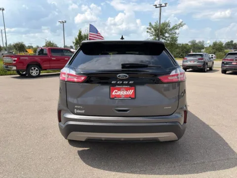 More photos of 2021 Ford Edge SEL at Cassill Motors, IA