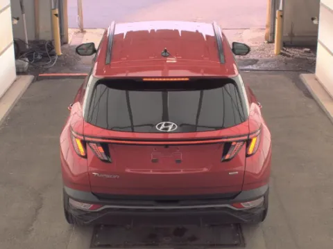 More photos of 2022 Hyundai Tucson SEL at Cassill Motors, IA