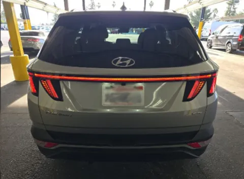 More photos of 2023 Hyundai Tucson SEL at Cassill Motors, IA