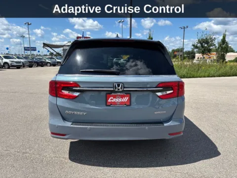 More photos of 2023 Honda Odyssey Touring at Cassill Motors, IA