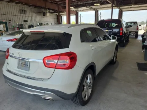 More photos of 2017 Mercedes-Benz GLA 250 at Cassill Motors, IA