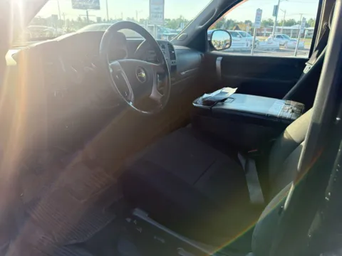 Photos of 2012 Chevrolet Silverado 1500 LT for sale in Cedar Rapids, IA at Cassill Motors