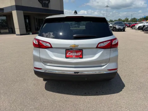 More photos of 2020 Chevrolet Equinox LT at Cassill Motors, IA
