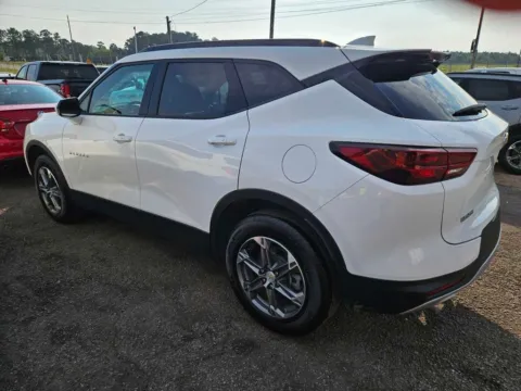 Photos of 2024 Chevrolet Blazer LT for sale in Cedar Rapids, IA at Cassill Motors