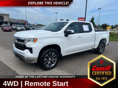White 2024 Chevrolet Silverado 1500 LT for sale in Cedar Rapids, IA