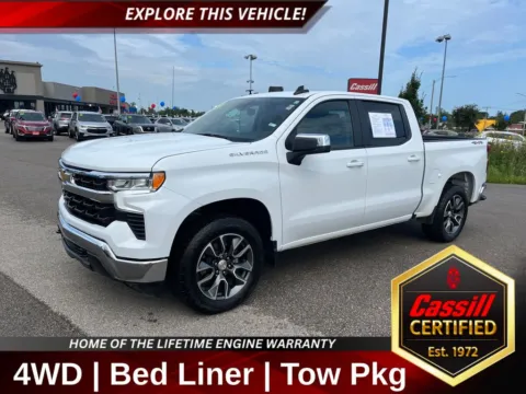 White 2024 Chevrolet Silverado 1500 LT for sale in Cedar Rapids, IA