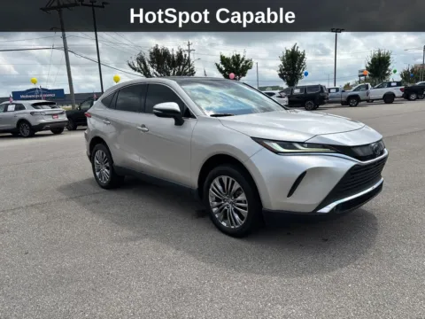 More photos of 2022 Toyota Venza Limited at Cassill Motors, IA