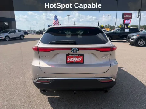 More photos of 2022 Toyota Venza Limited at Cassill Motors, IA
