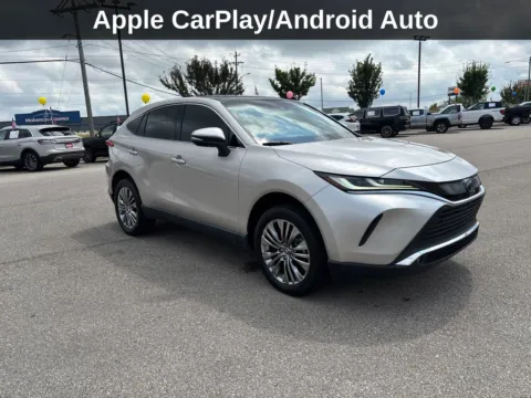 More photos of 2022 Toyota Venza Limited at Cassill Motors, IA