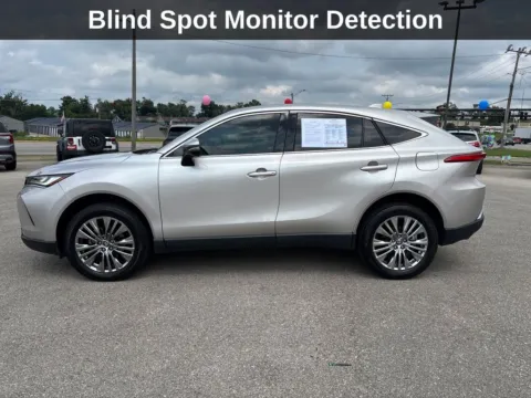 Photos of 2022 Toyota Venza Limited for sale in Cedar Rapids, IA at Cassill Motors
