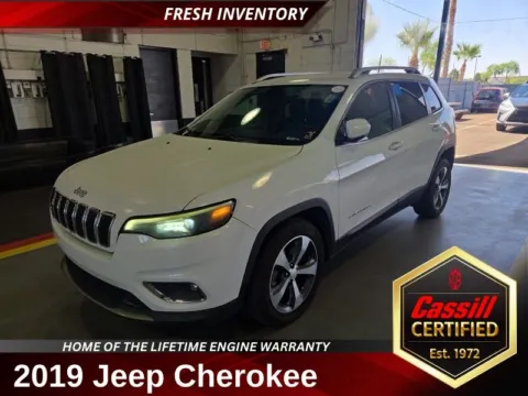 White 2019 Jeep Cherokee Limited for sale in Cedar Rapids, IA