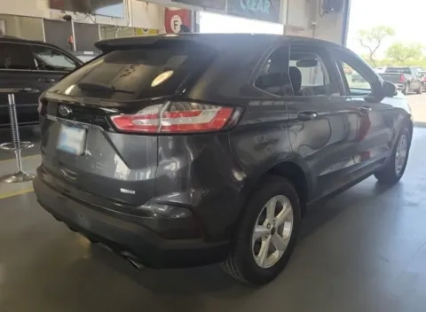 More photos of 2020 Ford Edge SE at Cassill Motors, IA