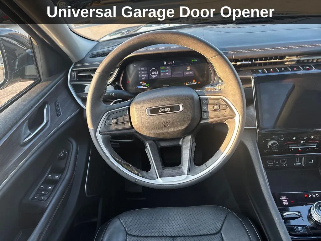 Jeep Grand Cherokee photo 18