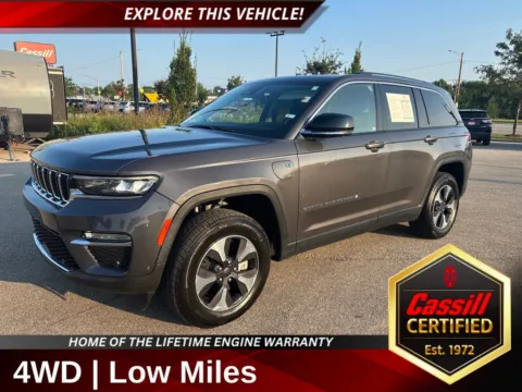 Gray 2022 Jeep Grand Cherokee 4xe for sale in Cedar Rapids, IA