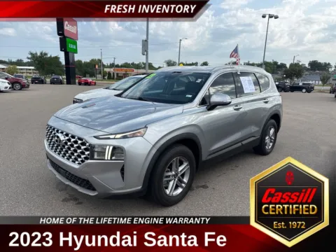 Silver 2023 Hyundai Santa Fe SEL for sale in Cedar Rapids, IA