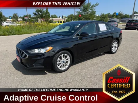 Black 2020 Ford Fusion SE for sale in Cedar Rapids, IA