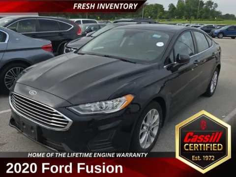 Black 2020 Ford Fusion SE for sale in Cedar Rapids, IA