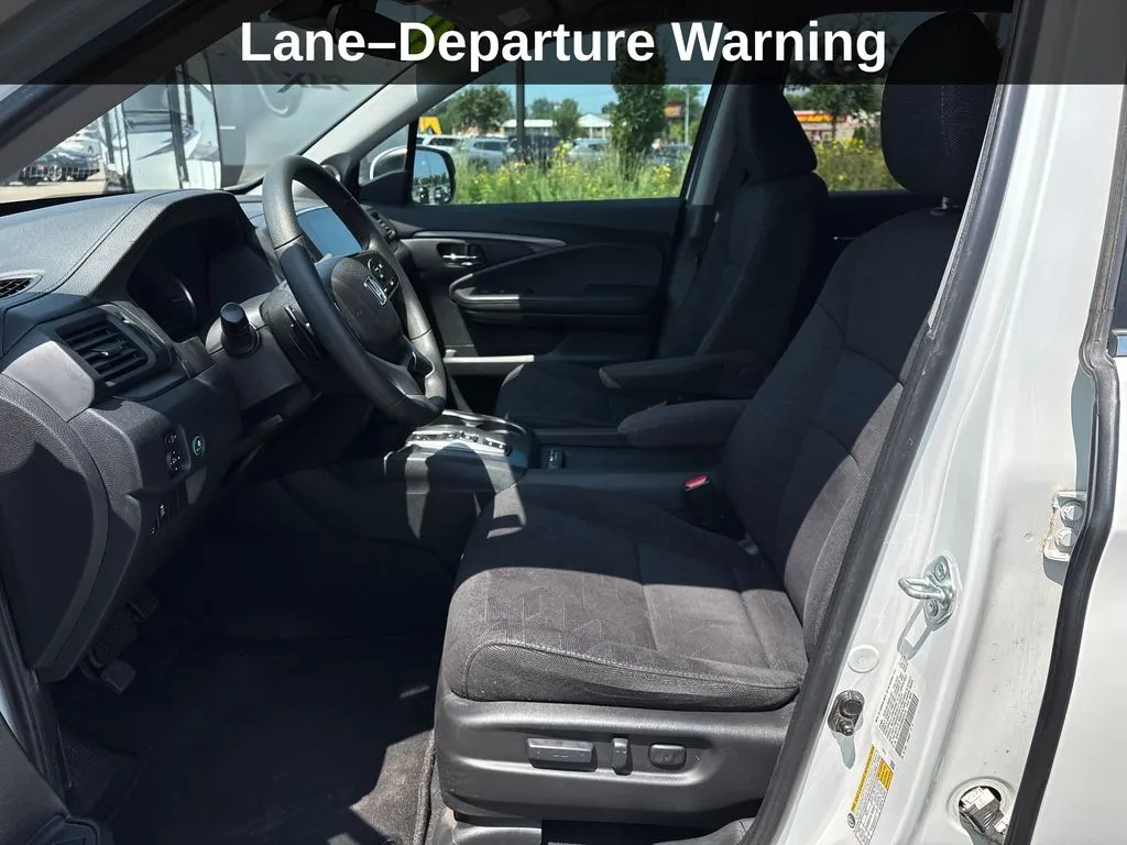 Honda Pilot photo 12