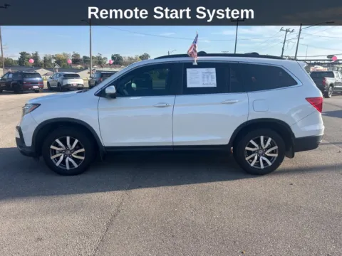 Photos of 2021 Honda Pilot EX for sale in Cedar Rapids, IA at Cassill Motors