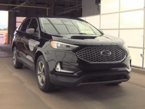 More photos of 2024 Ford Edge SEL at Cassill Motors, IA