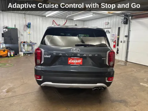 More photos of 2020 Hyundai Palisade SEL at Cassill Motors, IA