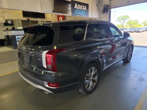 Photos of 2020 Hyundai Palisade SEL for sale in Cedar Rapids, IA at Cassill Motors